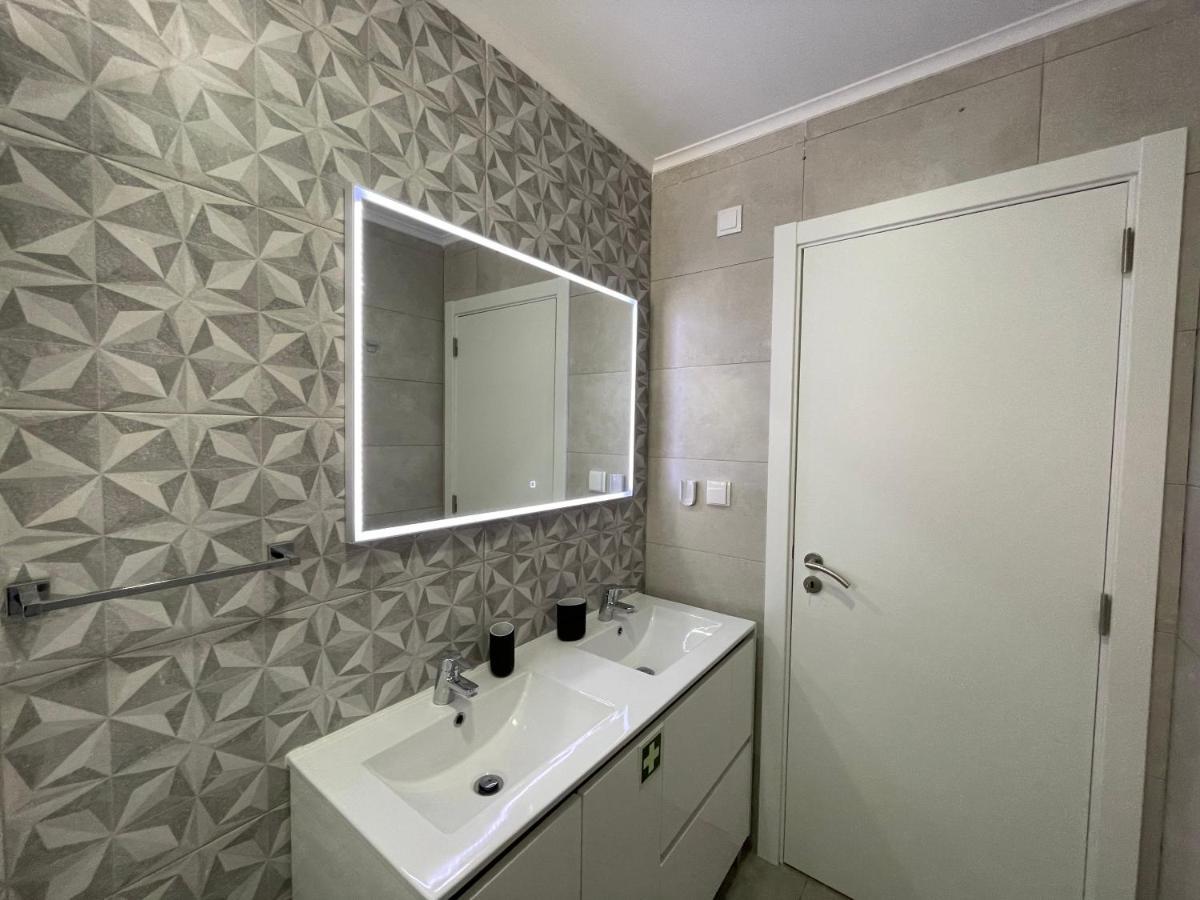 Happy House Barreiro Apartment Barreiro  Ngoại thất bức ảnh