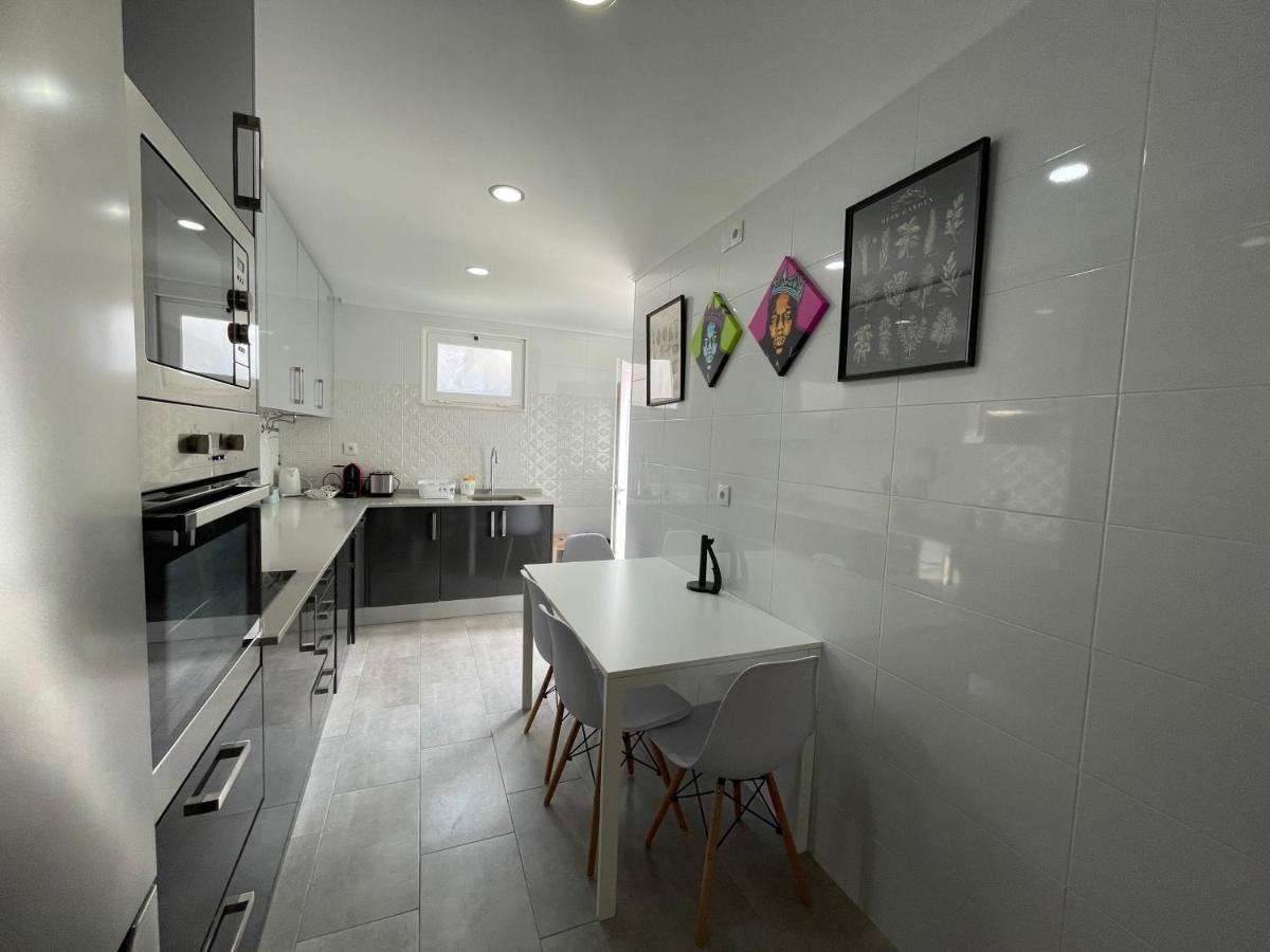 Happy House Barreiro Apartment Barreiro  Ngoại thất bức ảnh
